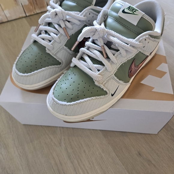 Kyler Murray Retro Dunks - Picture 14 of 16